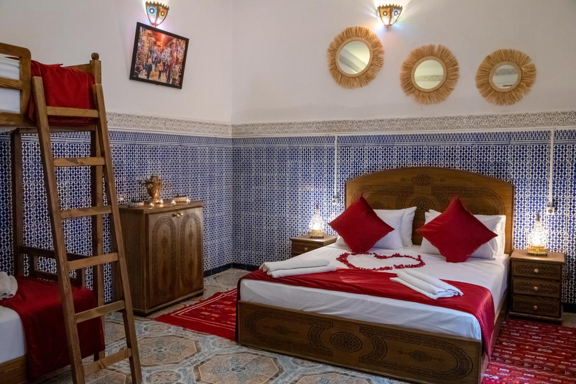 Отель Dar Amir Fez Экстерьер фото
